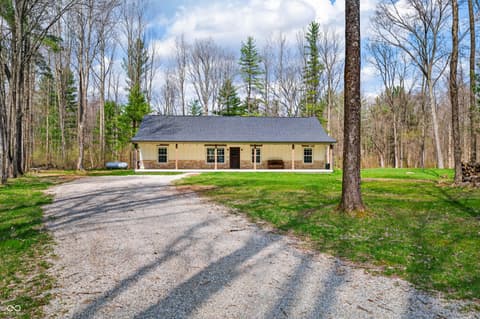 Front exterior at 4724 Covered Bridge Road, Nashville, IN