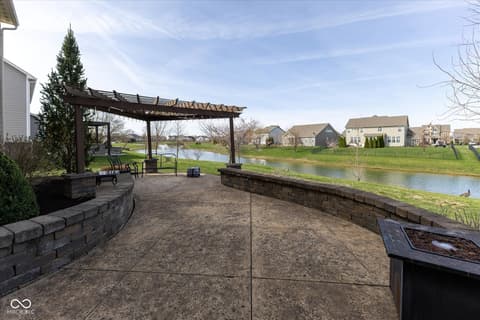 Community — 2394 Woodcreek Crossing Boulevard, Avon, IN