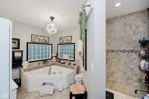 Primary bathroom at 9135 E 256th Street, Arcadia, IN