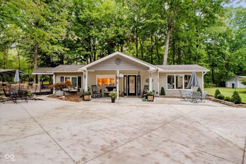 Front exterior at 9135 E 256th Street, Arcadia, IN