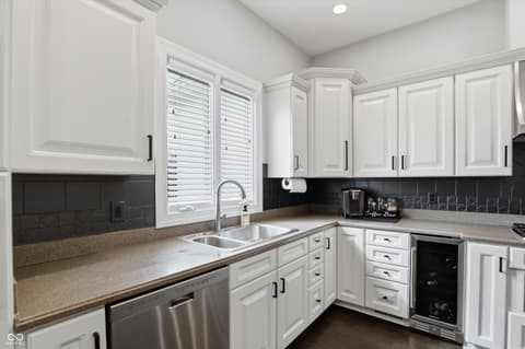 Photo of 10701 Club Chase, Fishers, IN