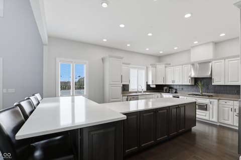 Photo of 10701 Club Chase, Fishers, IN