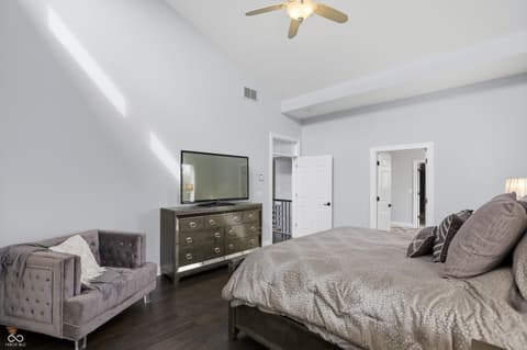 Photo of 10701 Club Chase, Fishers, IN