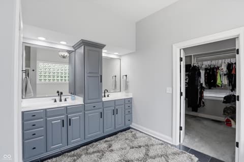 Photo of 10701 Club Chase, Fishers, IN