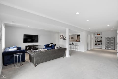 Photo of 10701 Club Chase, Fishers, IN