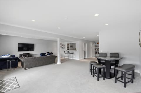 Photo of 10701 Club Chase, Fishers, IN