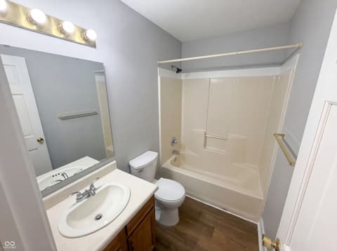 Photo of 227 Park Place Court, Avon, IN