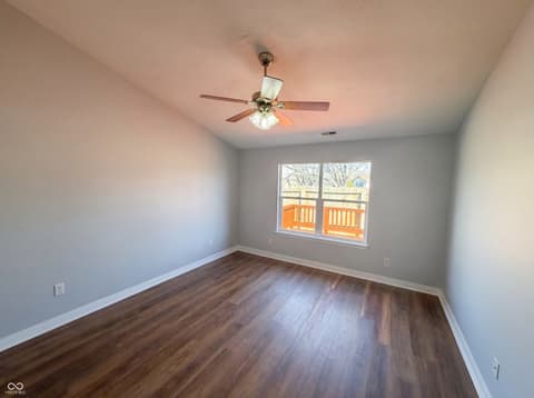 Photo of 227 Park Place Court, Avon, IN