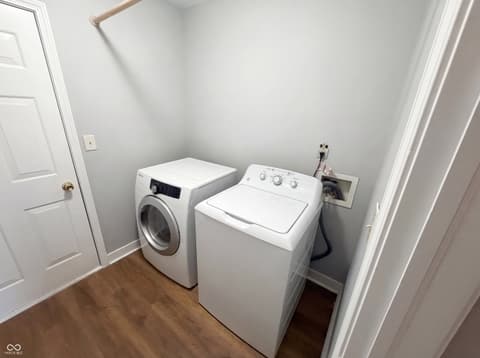 Photo of 227 Park Place Court, Avon, IN