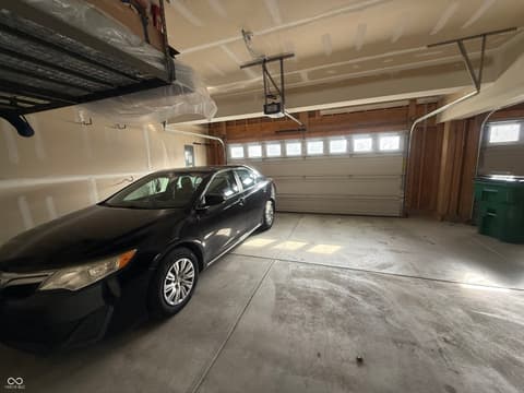 Garage at 8780 Castleblaney Drive, Brownsburg, IN