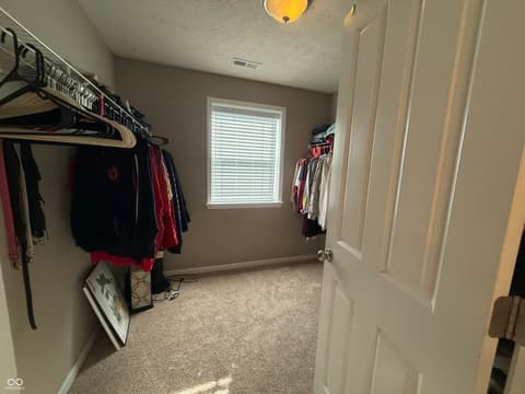 Walk In Closets — 8780 Castleblaney Drive, Brownsburg, IN