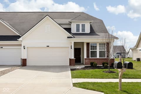 887 Tuxedo Drive