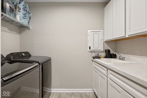 Laundry room at 887 Tuxedo Drive, Westfield, IN