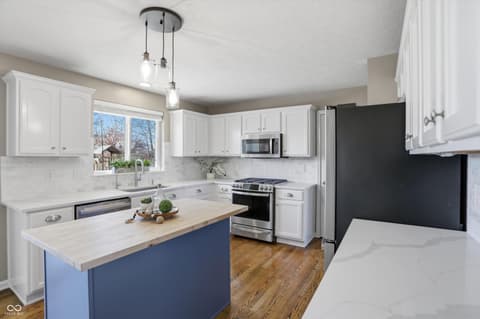 Photo of 341 Orland Overlook, Westfield, IN
