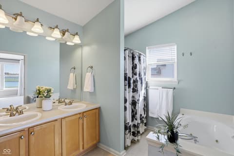 Photo of 341 Orland Overlook, Westfield, IN