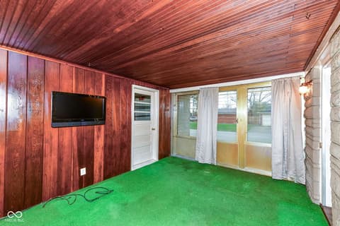 Bonus room at 431 S Carr Road, Plainfield, IN