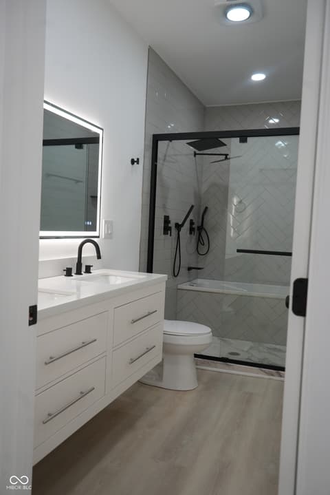 Photo of 409 N Grant Avenue, Indianapolis, IN