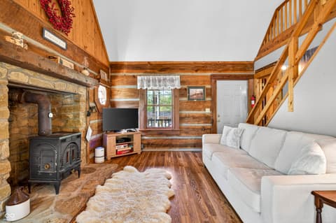 Living room at 209 Sanctuary Lane, Nashville, IN