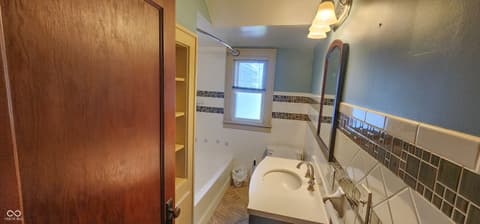 Photo of 1635 Gilmore Street, Columbus, IN