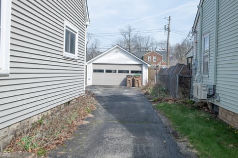 Photo of 1635 Gilmore Street, Columbus, IN