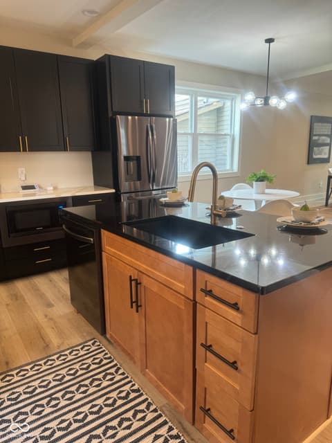 Photo of 1422 English Avenue, Indianapolis, IN