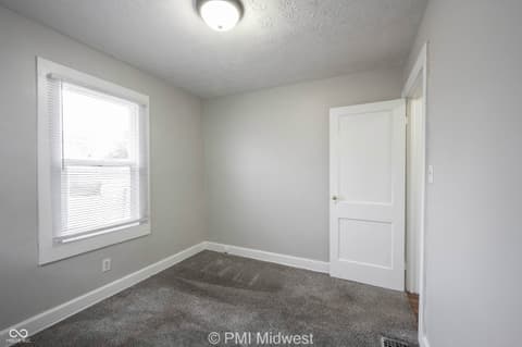 Photo of 281 N Mount Street, Indianapolis, IN