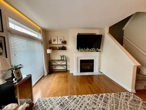 Photo of 354 E Ohio Street, Indianapolis, IN