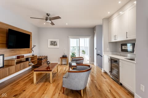 Photo of 969 Elm Street, Indianapolis, IN