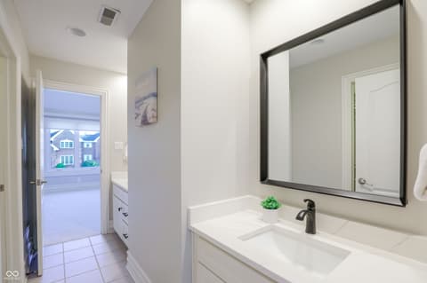 Photo of 1013 Pine Hill Way, Carmel, IN