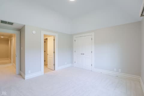 Photo of 1013 Pine Hill Way, Carmel, IN