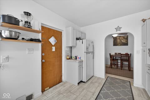 Photo of 117 S Walnut Street, Ellettsville, IN