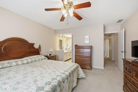 Photo of 1373 Echo Bend Street, Greenwood, IN