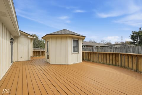 Photo of 1373 Echo Bend Street, Greenwood, IN