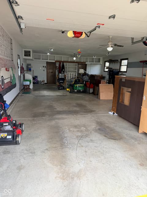 Photo of 1373 Echo Bend Street, Greenwood, IN