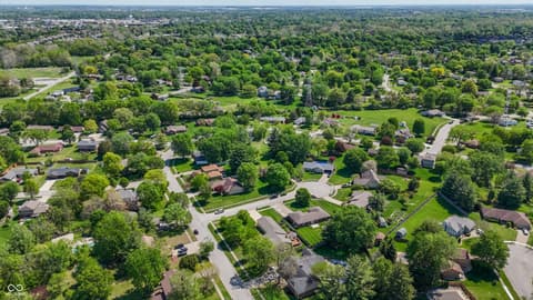 Photo of 1373 Echo Bend Street, Greenwood, IN