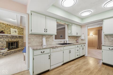 Photo of 1373 Echo Bend Street, Greenwood, IN