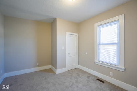 Photo of 1423 Fountain Street, Anderson, IN