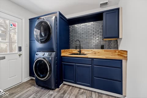 Laundry room at 3616 Eagle Valley Court, Greenwood, IN