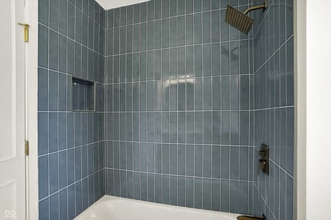 Photo of 8433 Sunset Lane, Indianapolis, IN