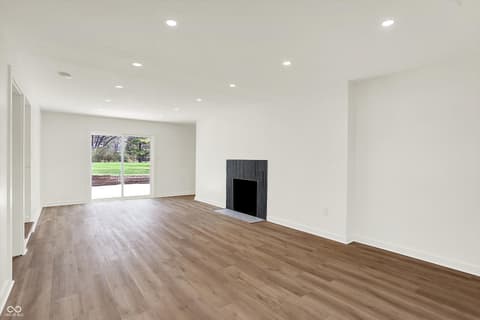 Photo of 8433 Sunset Lane, Indianapolis, IN