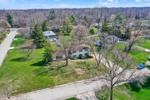 Photo of 8433 Sunset Lane, Indianapolis, IN