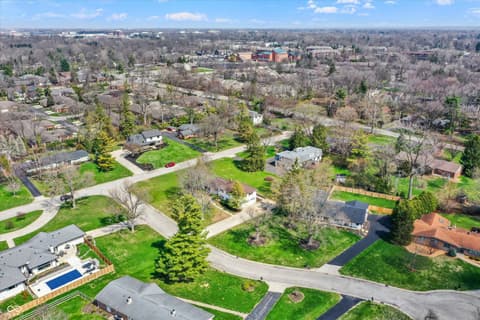 Photo of 8433 Sunset Lane, Indianapolis, IN