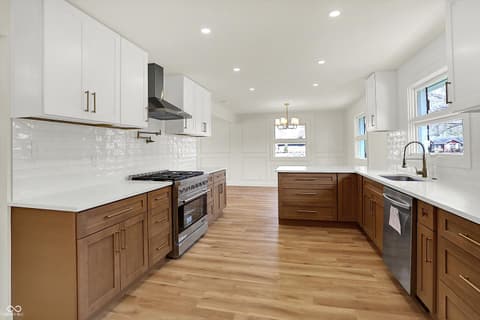 Photo of 8433 Sunset Lane, Indianapolis, IN