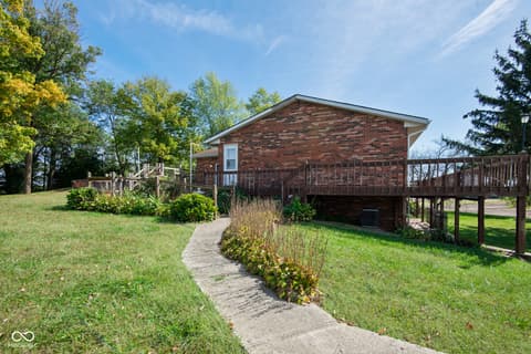 Photo of 9166 W CO RD 50 N, Greensburg, IN