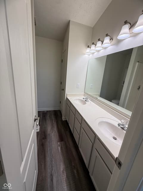 Photo of 6018 Riva Ridge Drive, Indianapolis, IN
