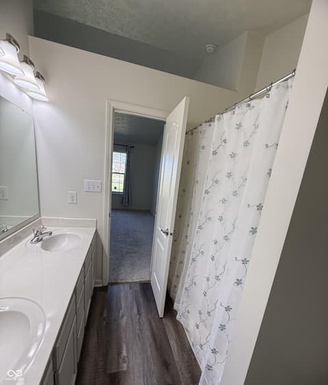Photo of 6018 Riva Ridge Drive, Indianapolis, IN