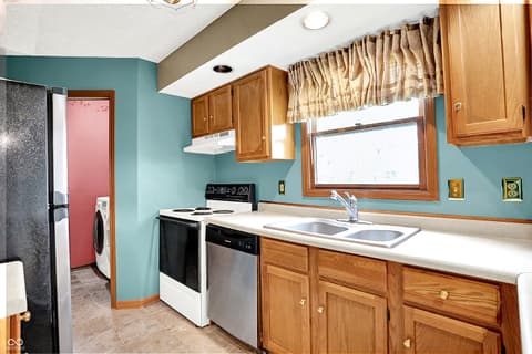 Photo of 243 E County Line Road, Greenwood, IN