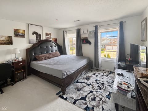 Photo of 1678 Juniper Lane, Greenwood, IN
