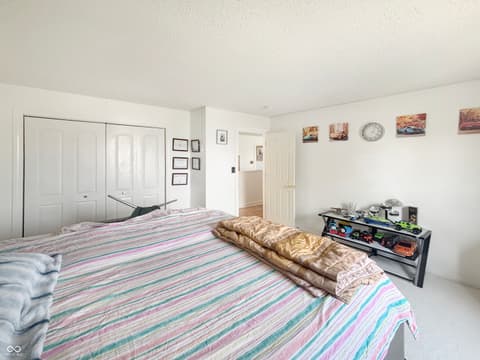 Photo of 1678 Juniper Lane, Greenwood, IN