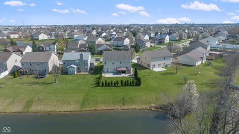 Photo of 1678 Juniper Lane, Greenwood, IN